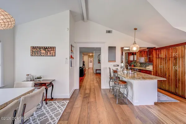$725,000 | 5 Redwood Lane, East Stroudsburg, PA 18301