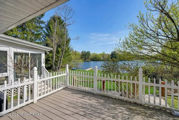 $725,000 | 5 Redwood Lane, East Stroudsburg, PA 18301
