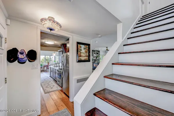 $725,000 | 5 Redwood Lane, East Stroudsburg, PA 18301