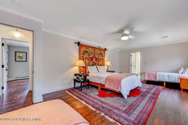 $725,000 | 5 Redwood Lane, East Stroudsburg, PA 18301