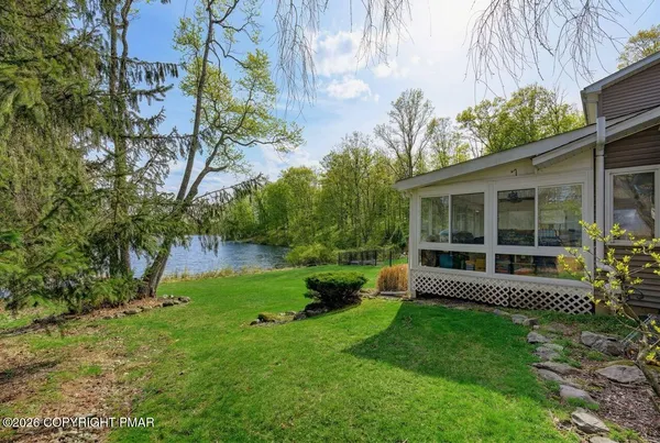 $725,000 | 5 Redwood Lane, East Stroudsburg, PA 18301