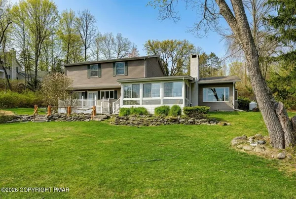 $725,000 | 5 Redwood Lane, East Stroudsburg, PA 18301