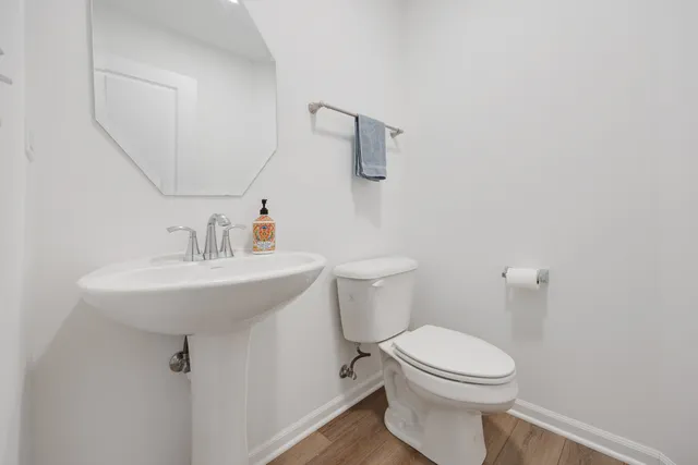 $3,095 | 620 Wolverine Drive, Aurora, IL 60502