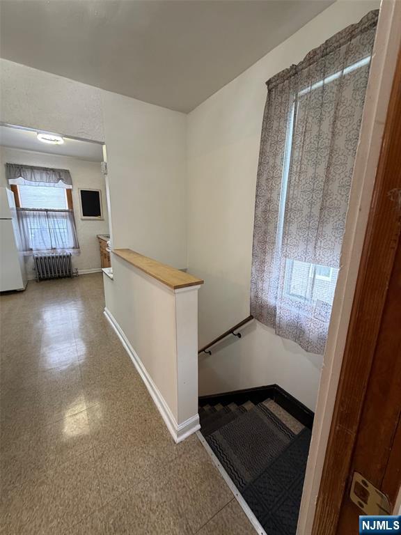 272 Castle Terrace Lyndhurst, NJ 07071 - Photo 3 of 10