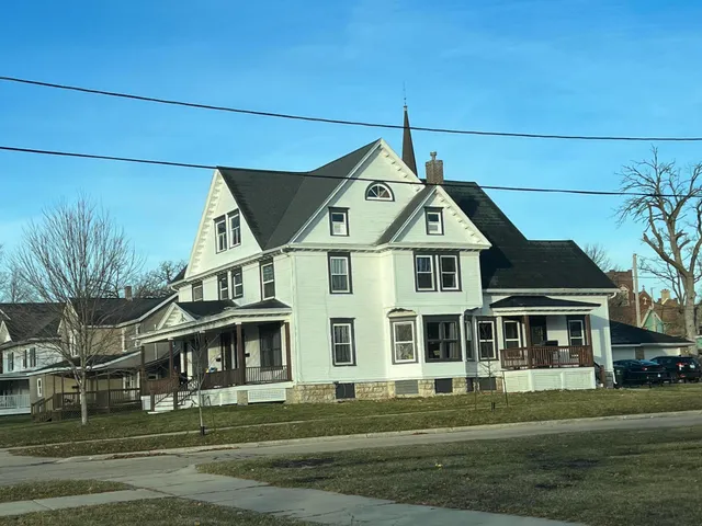 $599,000 | 406 West Center Street, Unit 404, Whitewater, WI 53190