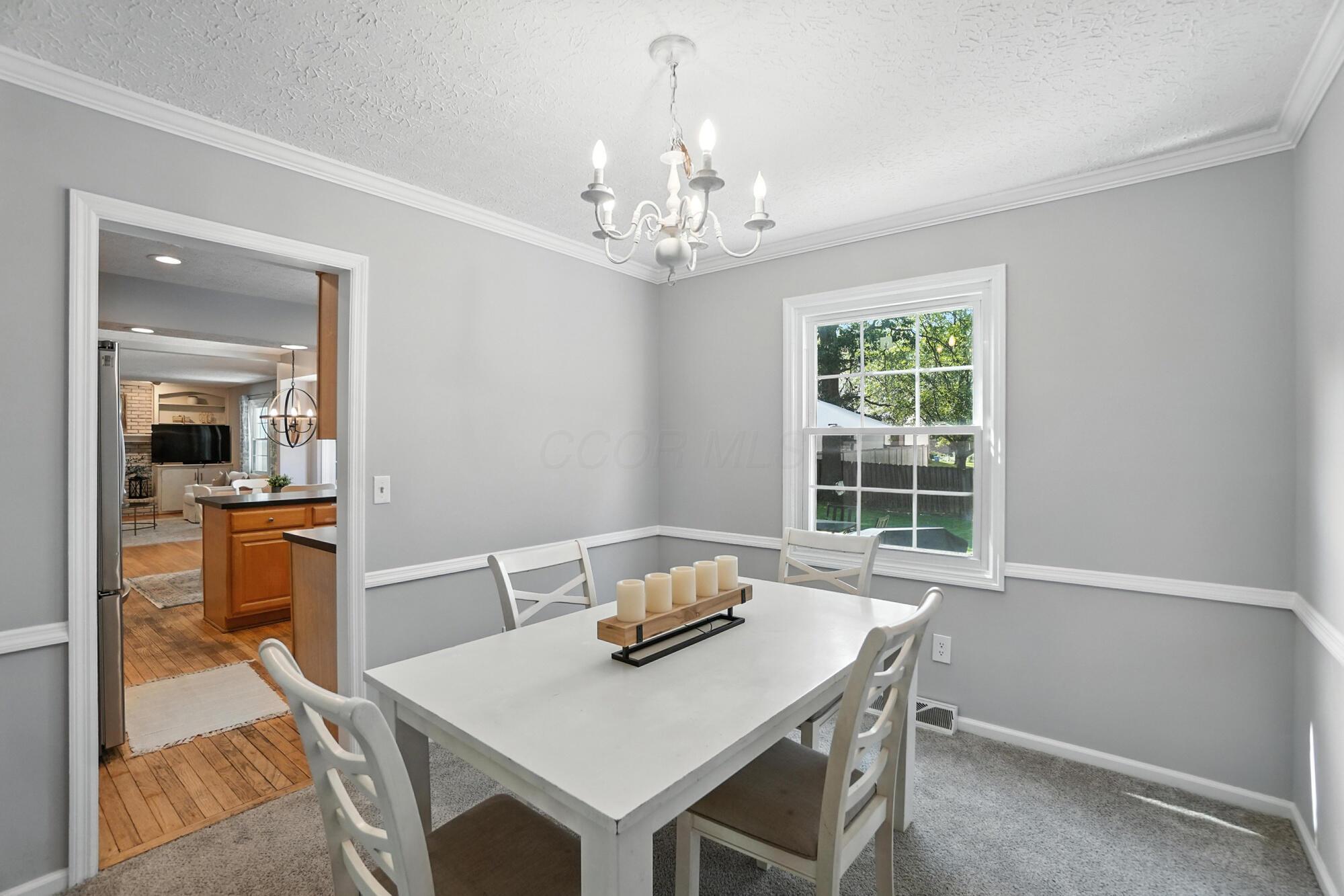 1209 Chatham Ridge Road Westerville, OH 43081 - Photo 13 of 50 064