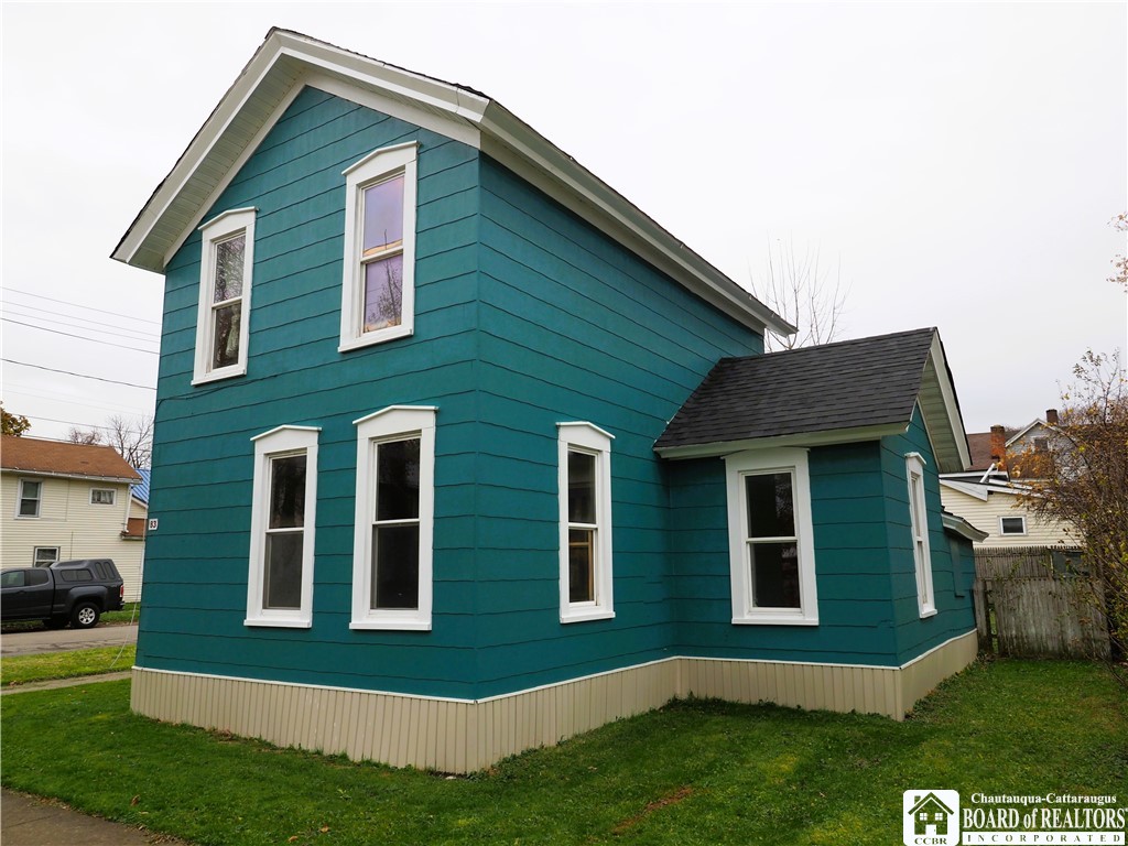 83 West 2nd Street Dunkirk, NY 14048 - Photo 3 of 23