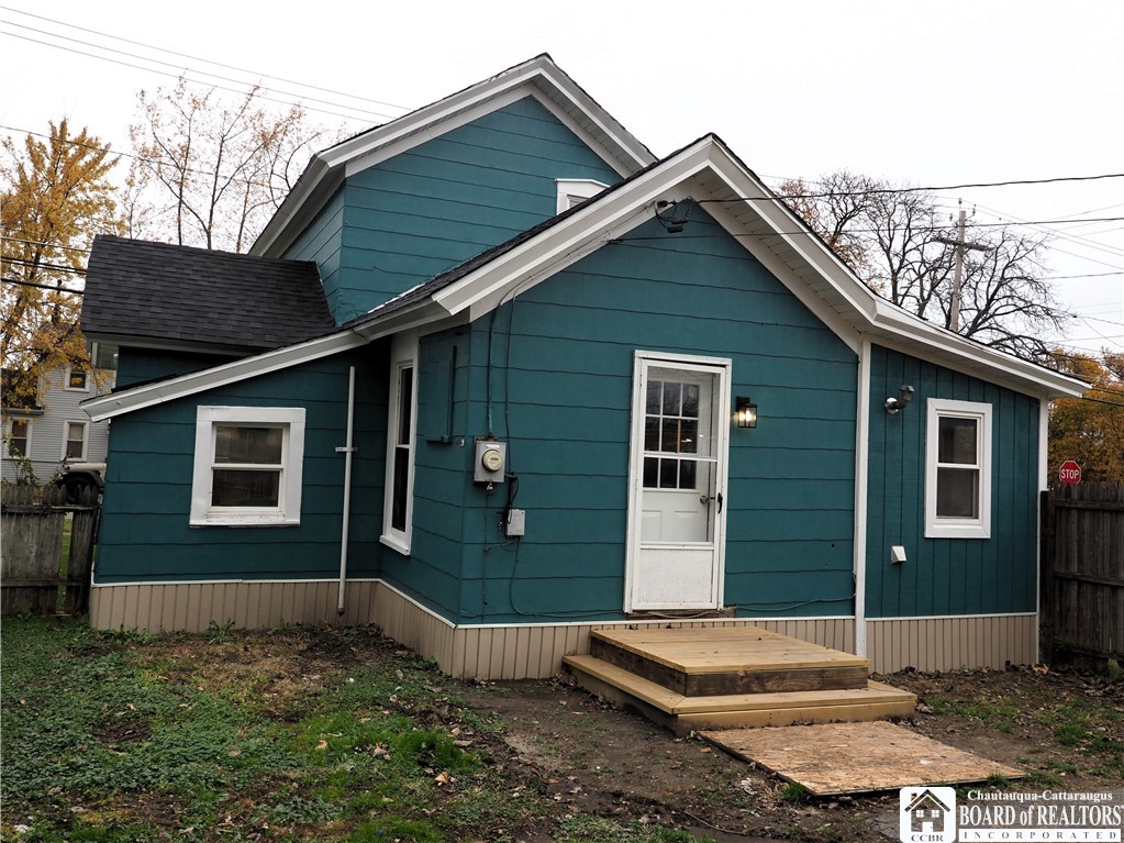 83 West 2nd Street Dunkirk, NY 14048 - Photo 5 of 23