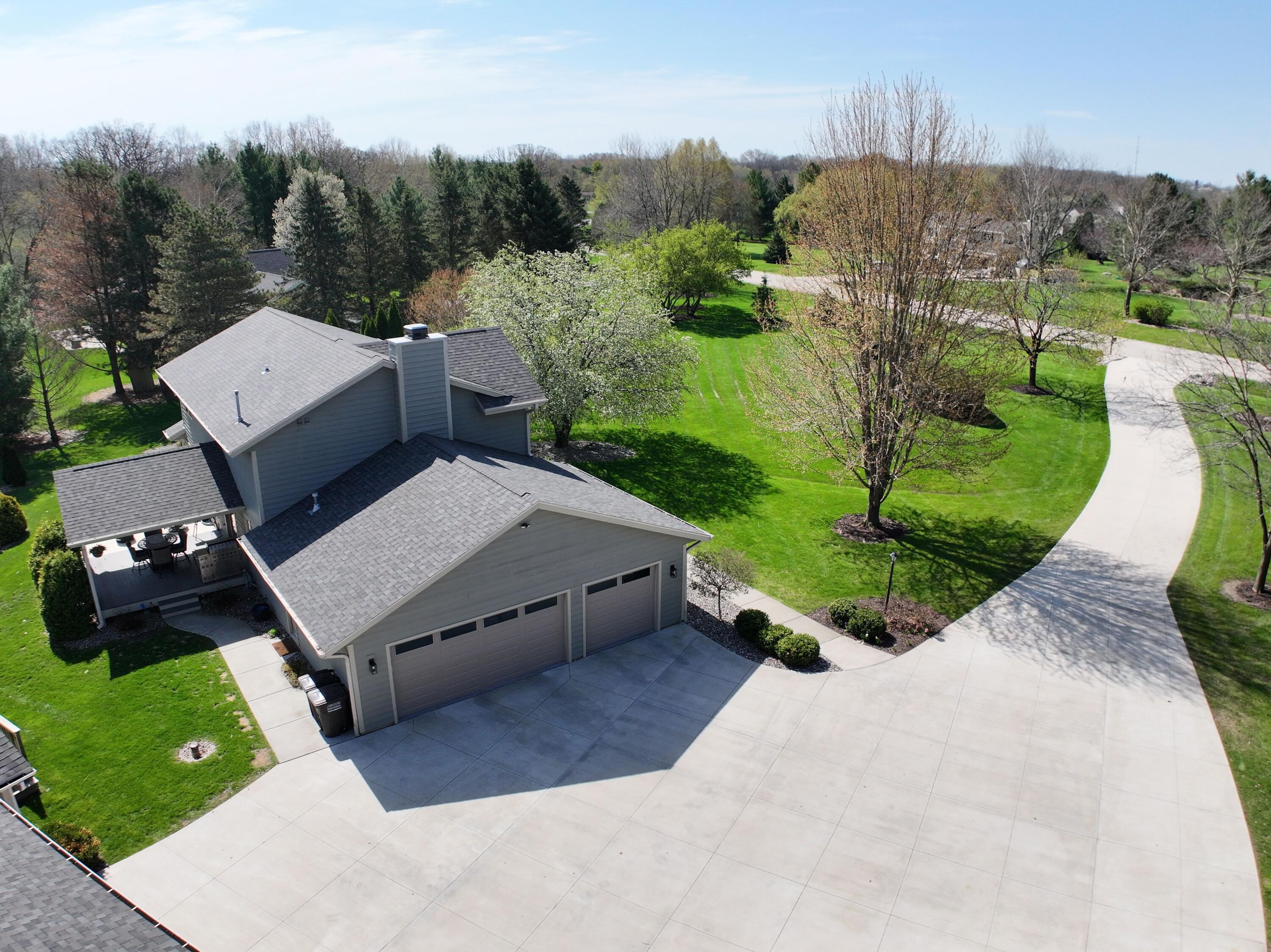 25610 Deer Ridge Trail Norway, WI 53185 - Photo 24 of 60 DJI_20260421072039_0052_D