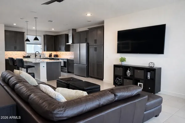 $3,200 | 11300 North Casa Dega Drive, Unit 1033, Surprise, AZ 85388