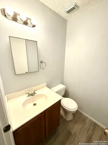 $1,699 | 1013 Abercorn, Schertz, TX 78154