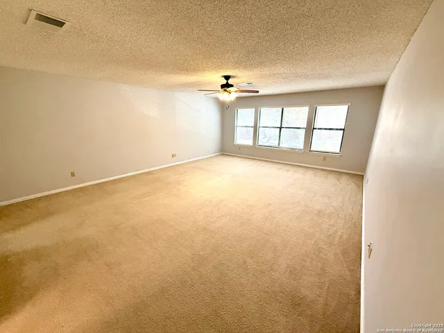 $1,699 | 1013 Abercorn, Schertz, TX 78154