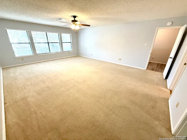 $1,699 | 1013 Abercorn, Schertz, TX 78154