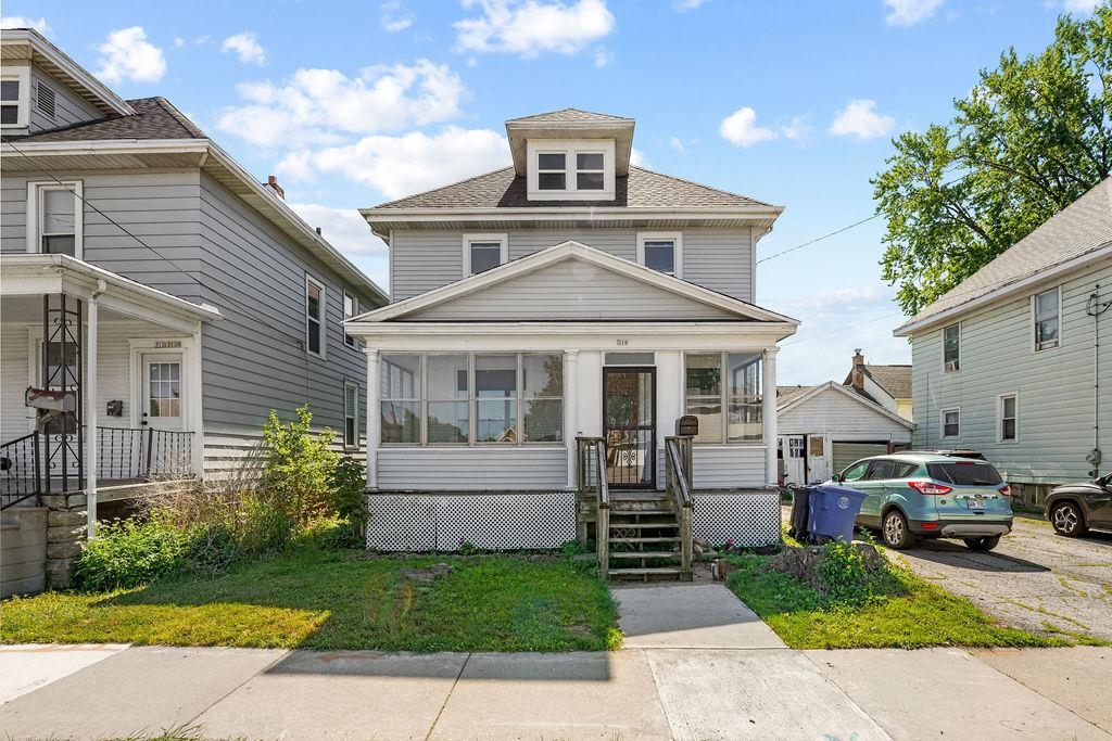 310 Broad Street Oshkosh, WI 54901 - Photo 1 of 19