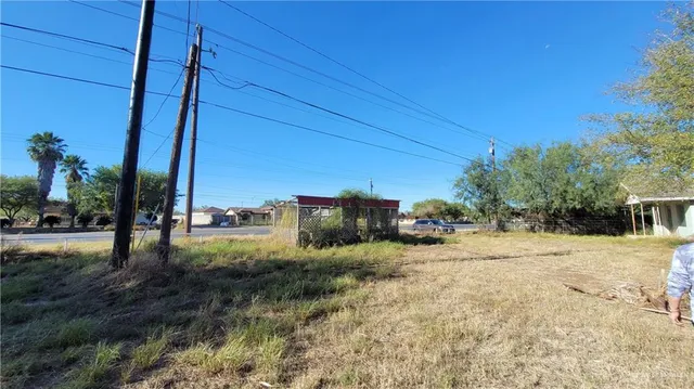 $400,000 | 4048 Highway 83, Rio Grande City, TX 78582