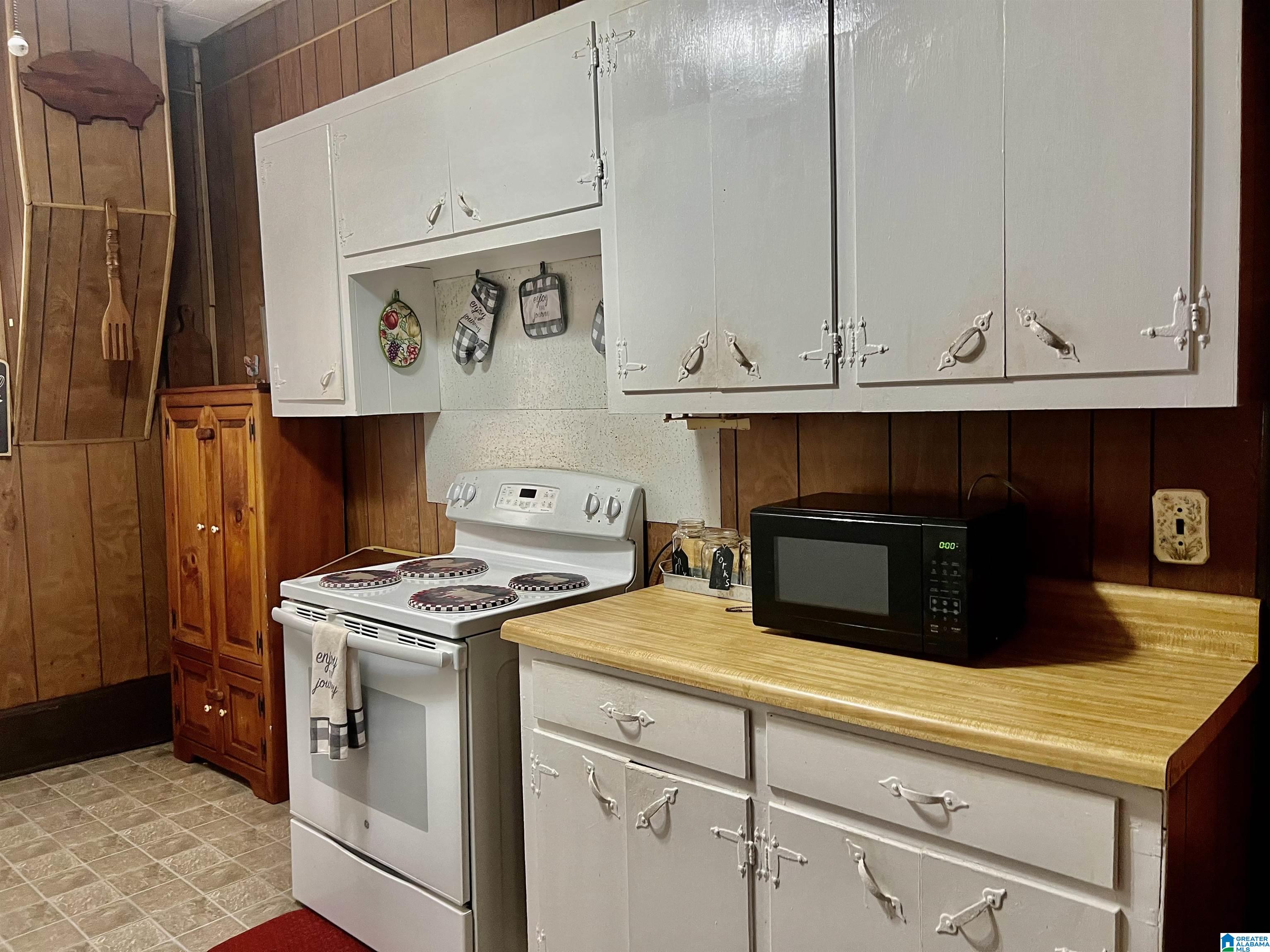 88 Church Street Hayden, AL 35079 - Photo 13 of 27