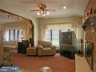45 Candytuft Road Levittown, PA 19057 - Photo 5 of 12 Family Room