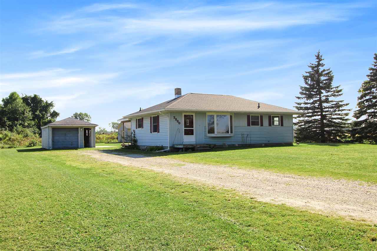 2880 East Almeda Beach Road Pinconning, MI 48650 - Photo 2 of 17 Gallery Image 2