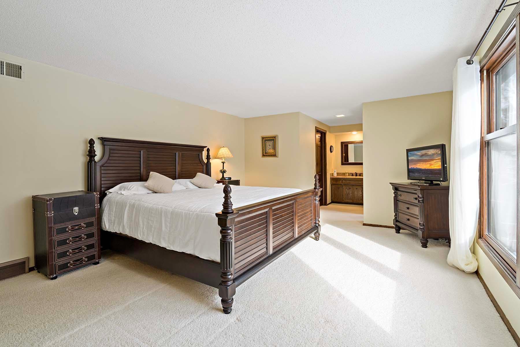 10809 Emerson Road Bloomington, MN 55431 - Photo 18 of 42