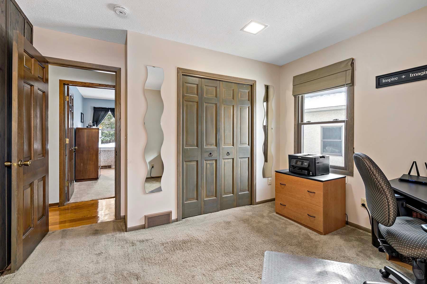 10809 Emerson Road Bloomington, MN 55431 - Photo 27 of 42