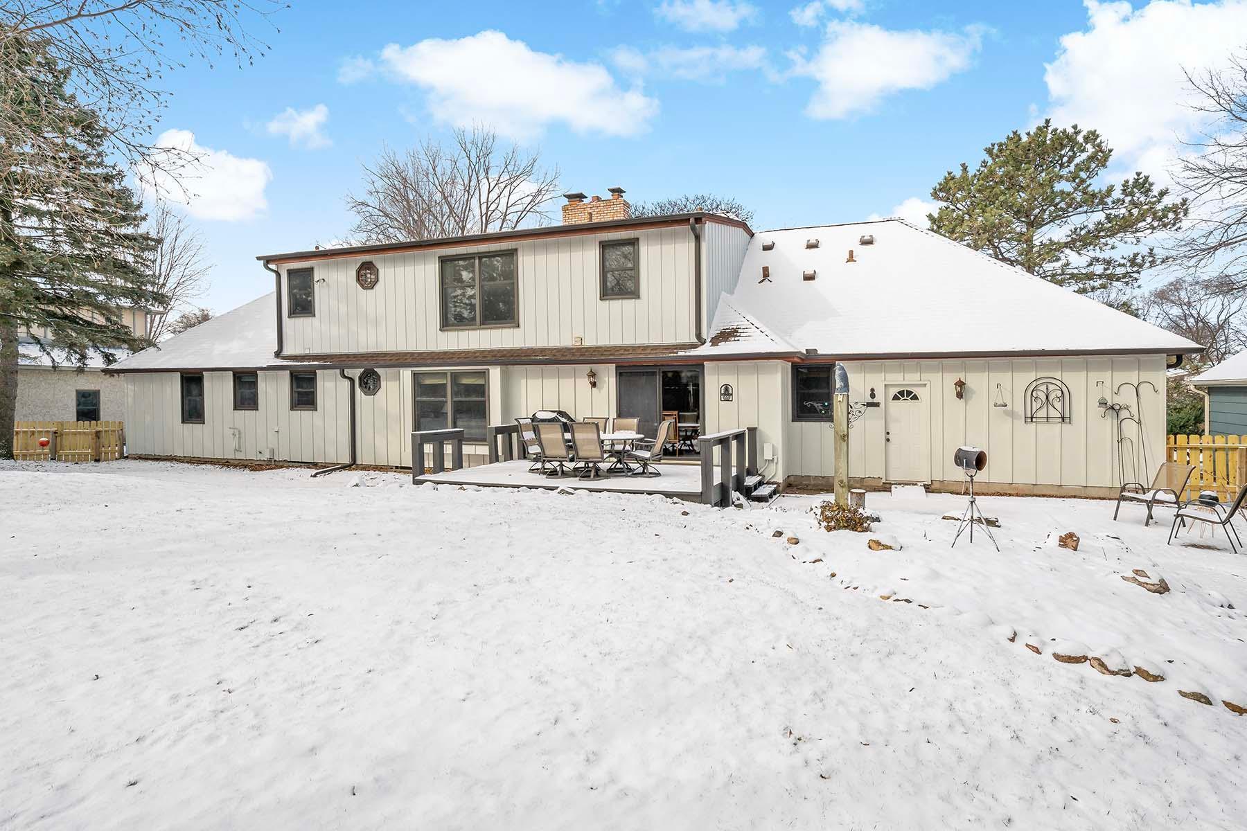 10809 Emerson Road Bloomington, MN 55431 - Photo 5 of 42