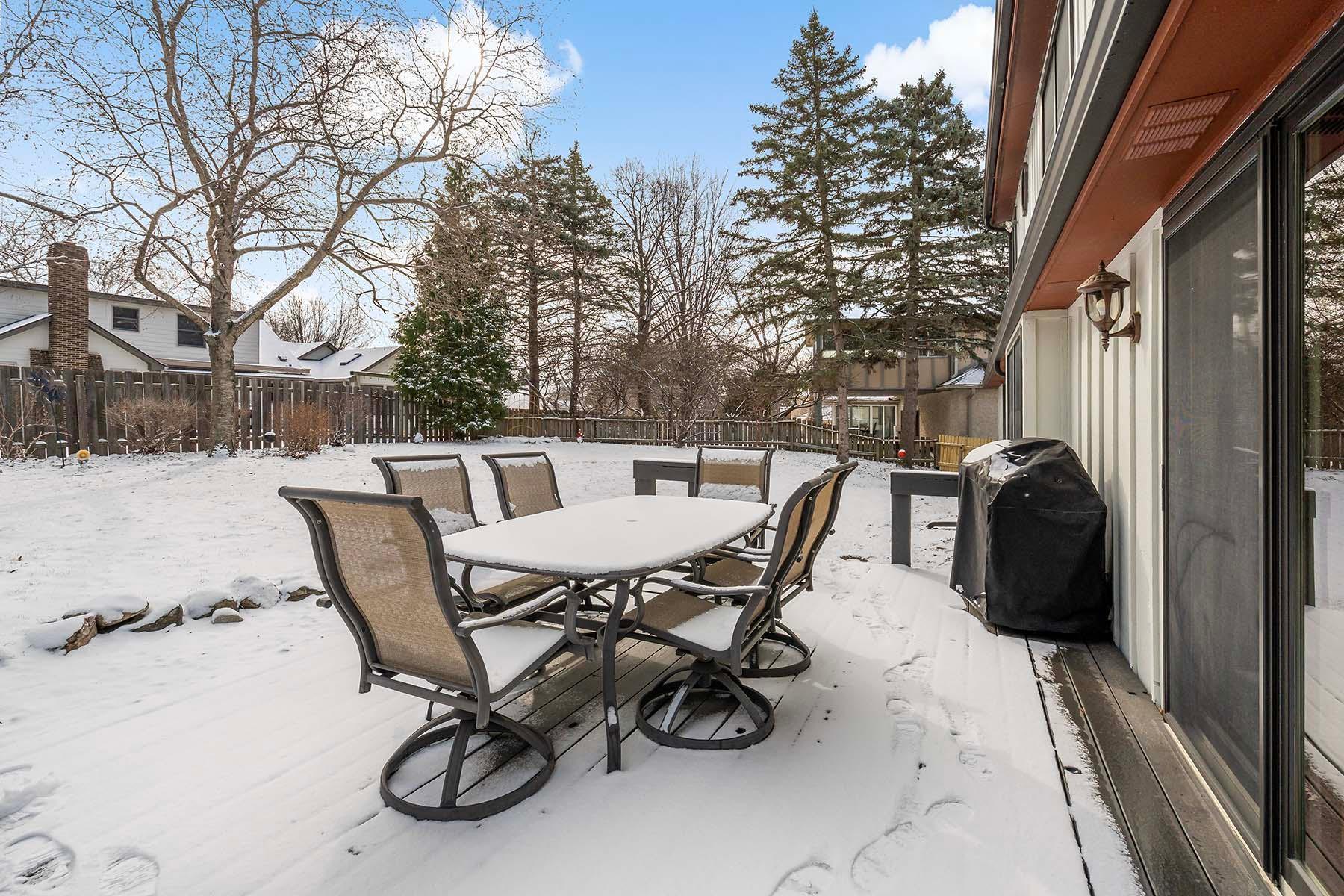 10809 Emerson Road Bloomington, MN 55431 - Photo 7 of 42