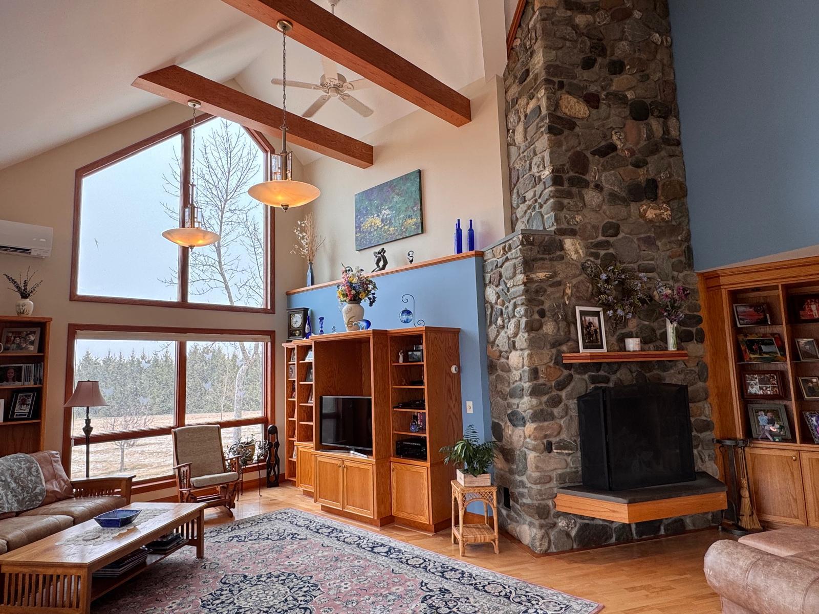 55 Niles Road Presque Isle, ME 04769 - Photo 18 of 71 Living Room