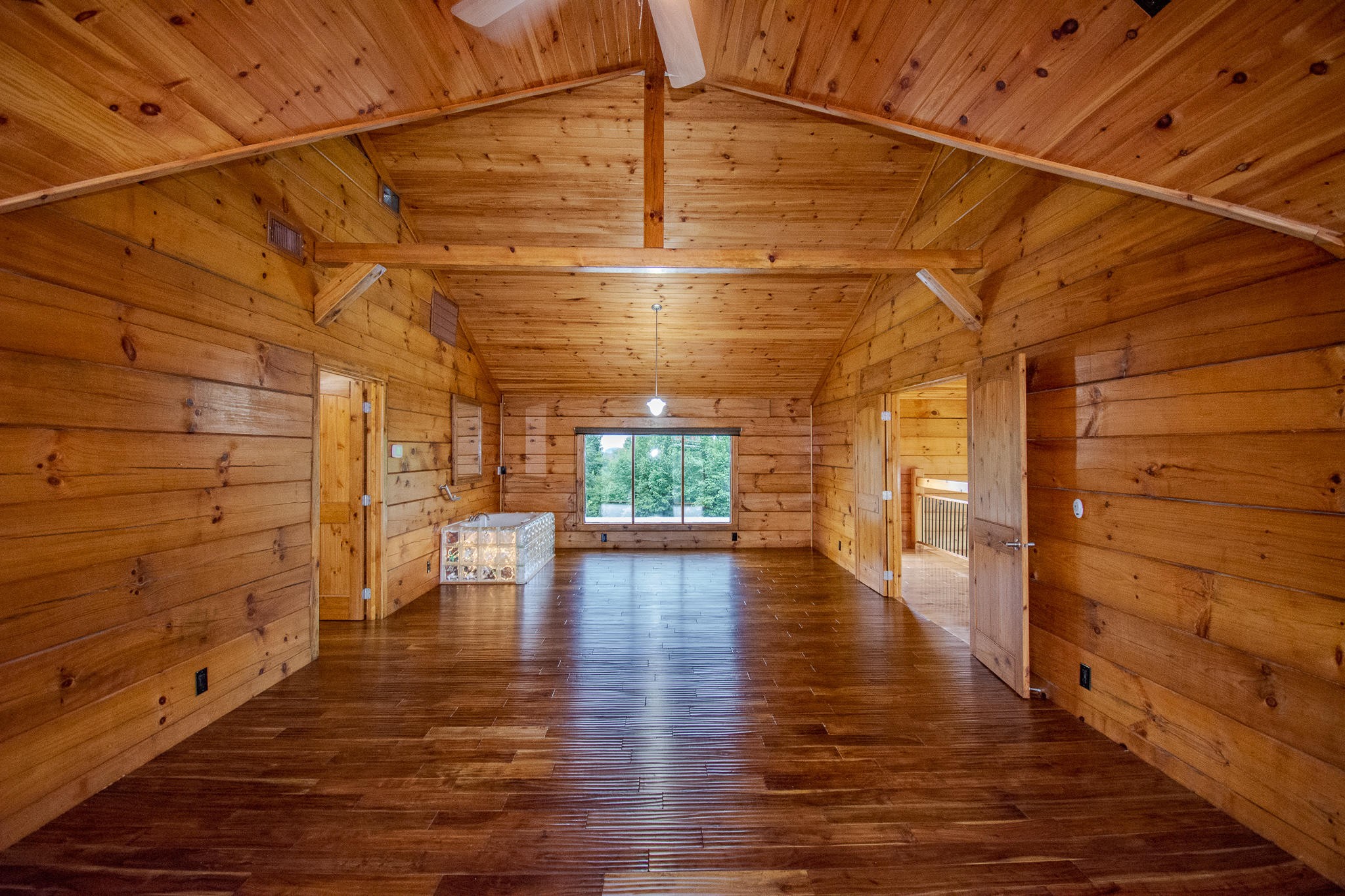 3600 Lynn Road Philadelphia, TN 37846 - Photo 18 of 37 a view of a room with wooden floor
