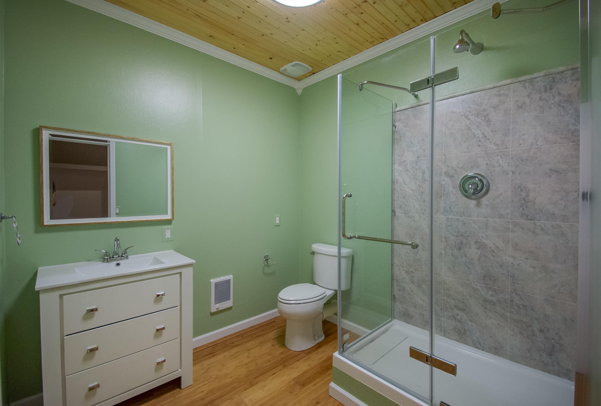 3600 Lynn Road Philadelphia, TN 37846 - Photo 29 of 37 a bathroom with a sink a toilet and shower