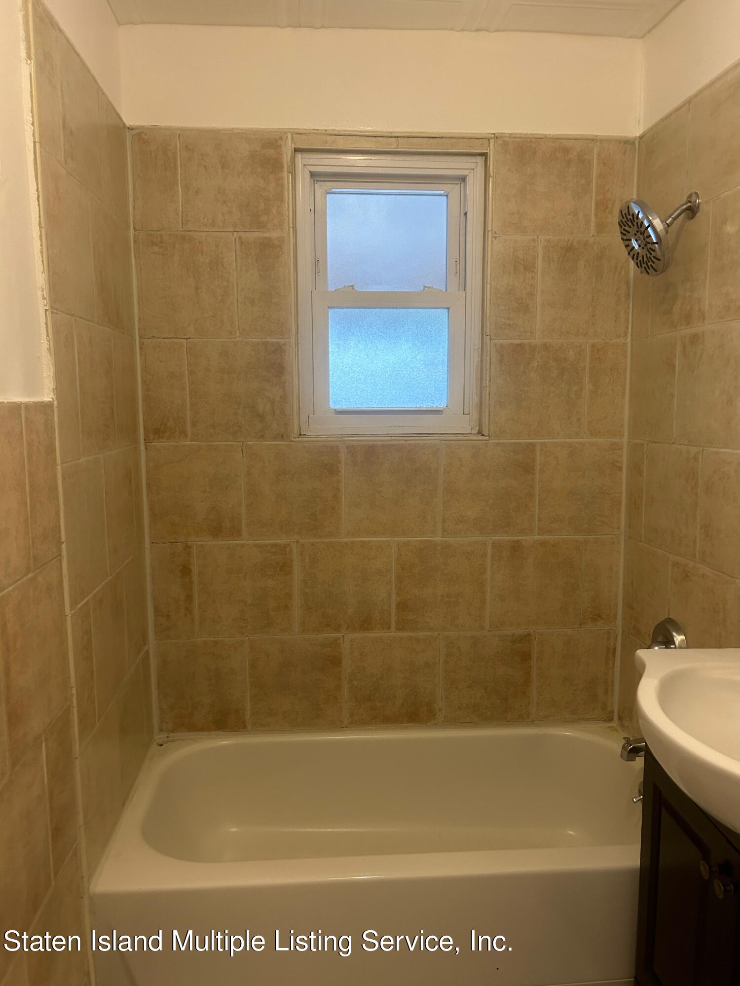 608 Commonwealth Avenue Bronx, NY 10473 - Photo 25 of 43 IMG_1338