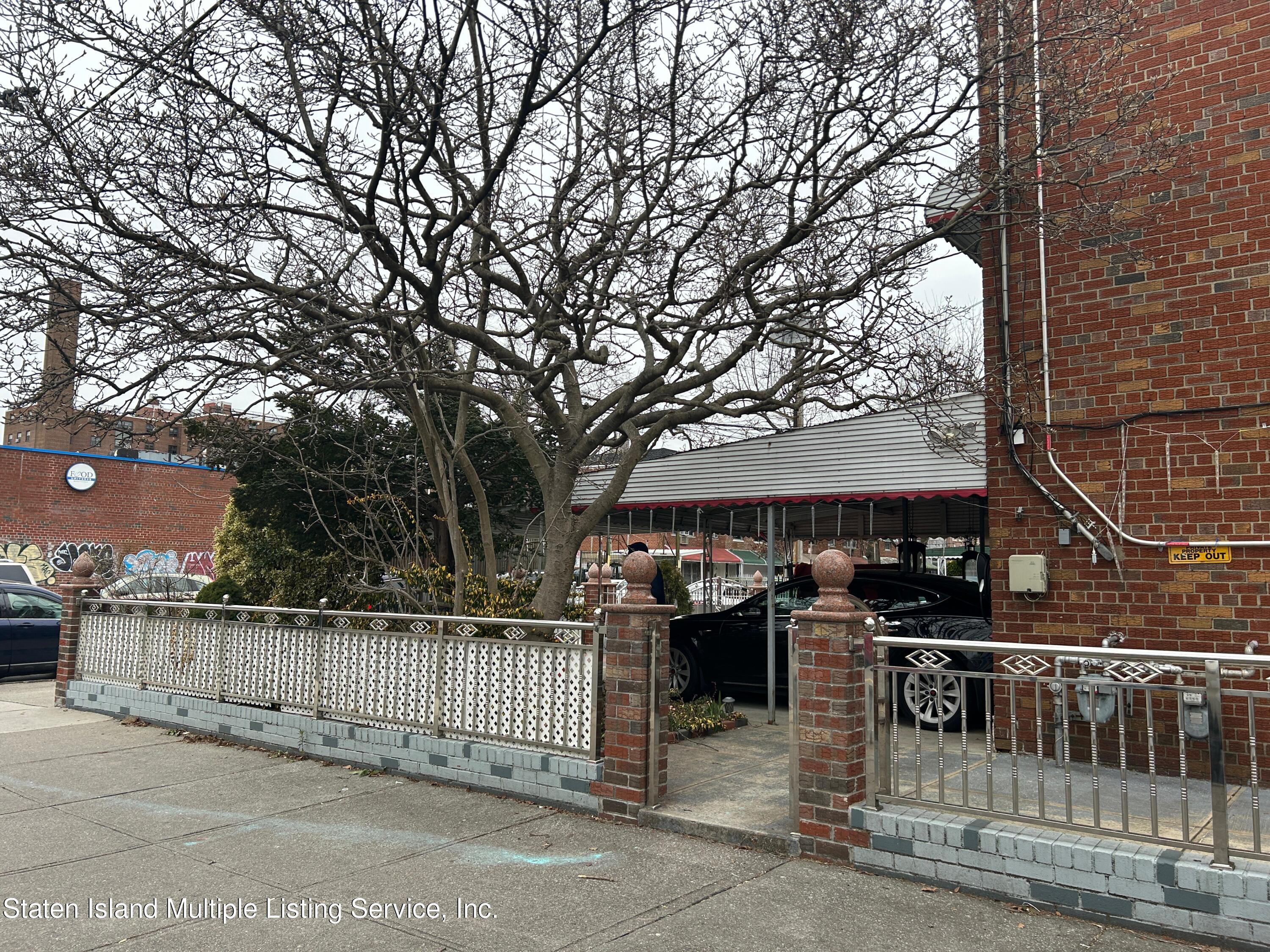 608 Commonwealth Avenue Bronx, NY 10473 - Photo 3 of 43 IMG_1241