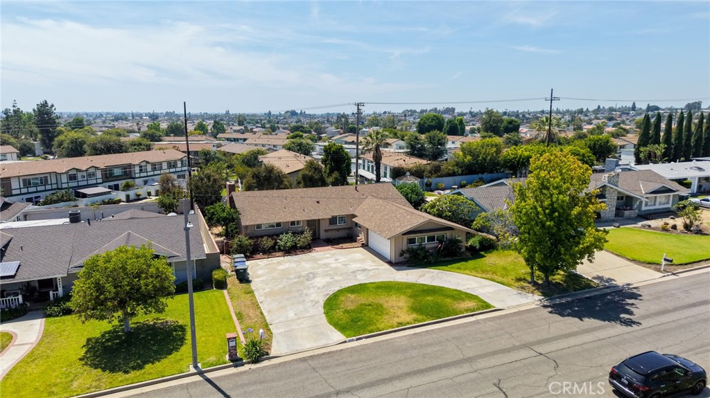 5041 Ridglea Avenue Buena Park, CA 90621 - Photo 5 of 60 FRONT