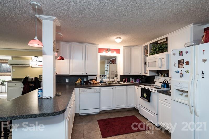 1804 Stokes Ferry Road Salisbury, NC 28146 - Photo 36 of 42 Gallery Image 36