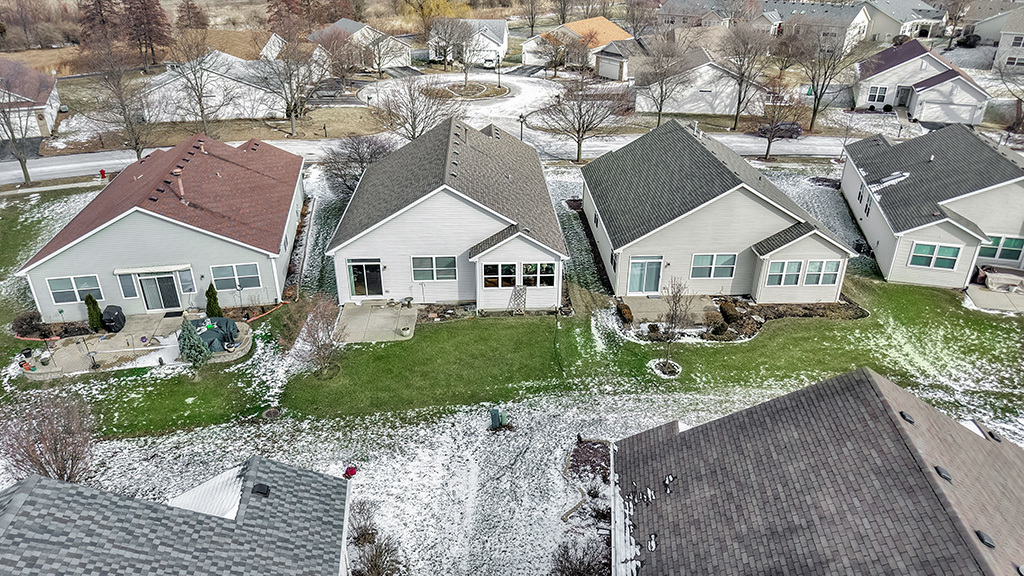 1553 Benzie Circle Romeoville, IL 60446 - Photo 5 of 26