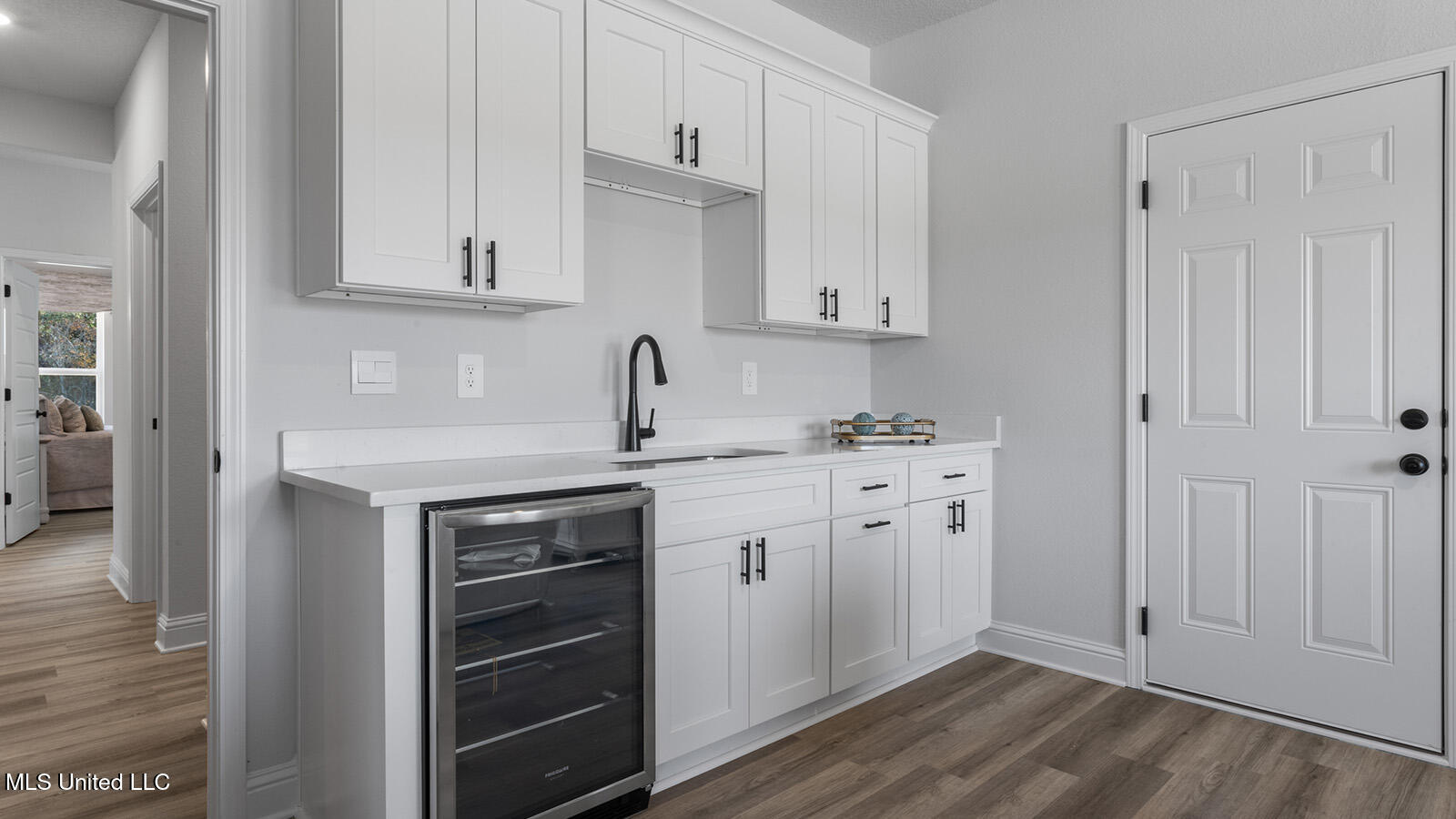 14411 South Swan Road Gulfport, MS 39503 - Photo 25 of 42 Mother in Law Suite