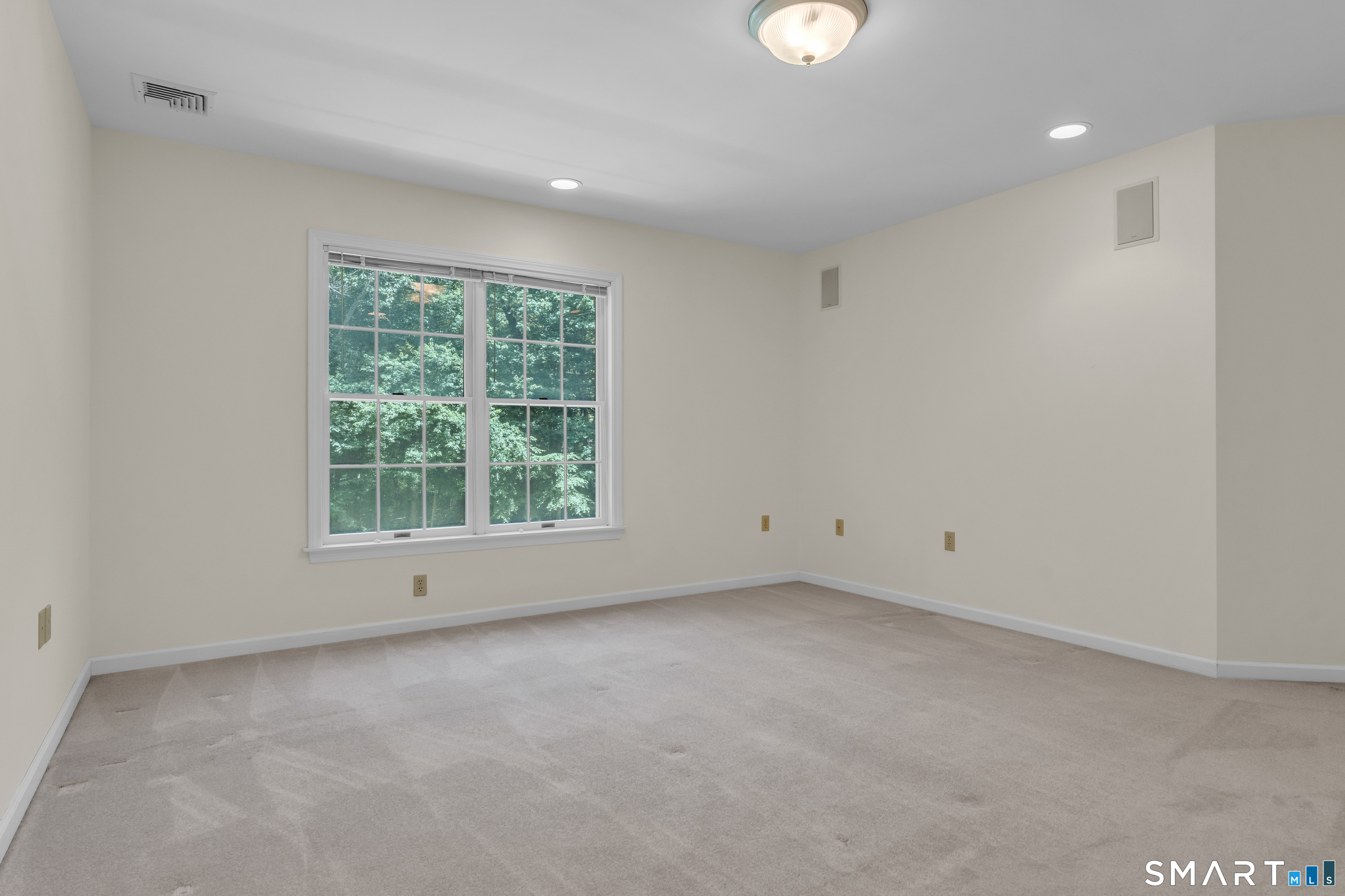 46 Spring Rock Road East Lyme, CT 06333 - Photo 16 of 40