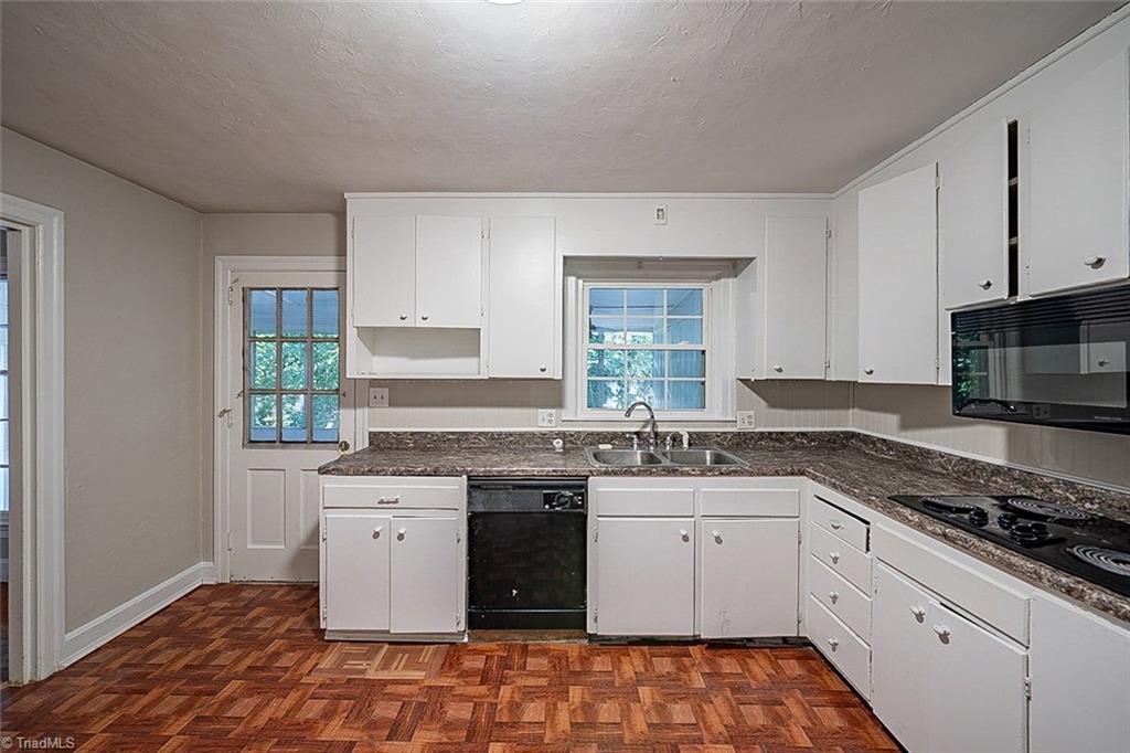 5660 Sweetbriar Road Pfafftown, NC 27040 - Photo 8 of 20 Gallery Image 8