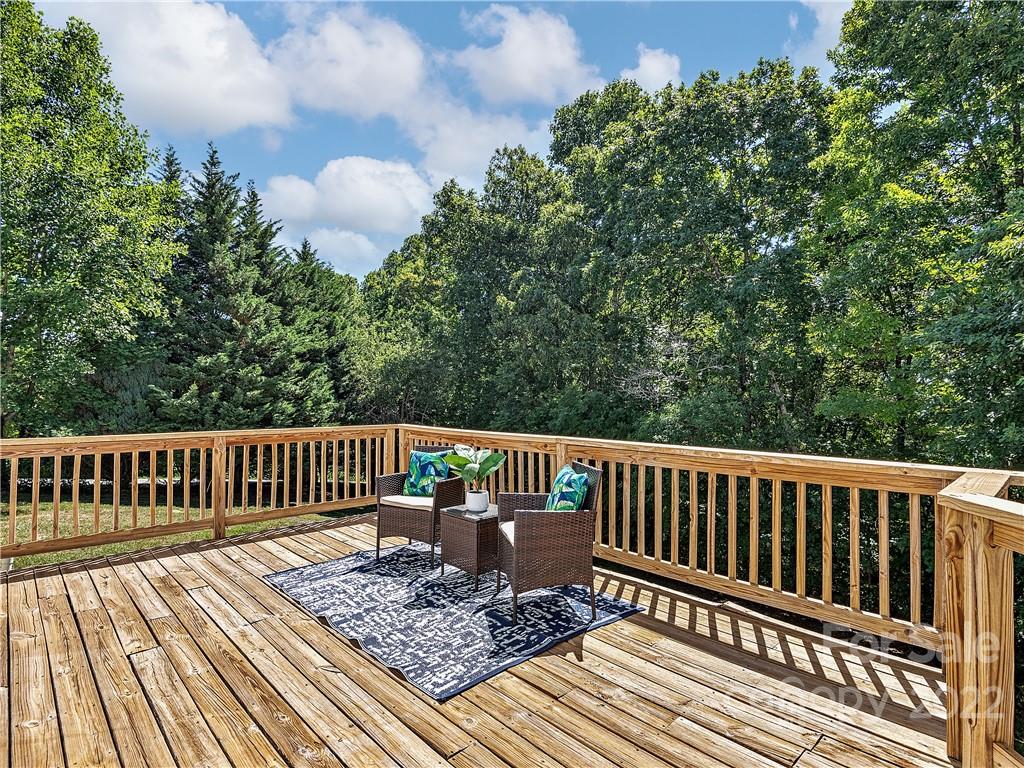 413 Low Gap Road Hendersonville, NC 28792 - Photo 20 of 26 Gallery Image 20