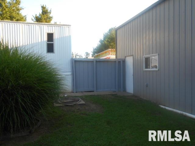 405 Ridgway Road Eldorado, IL 62930 - Photo 8 of 43 Gallery Image 8