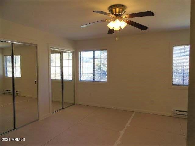 18328 Henry Coe Road Peeples Valley, AZ 86332 - Photo 11 of 27 Guest Bedroom