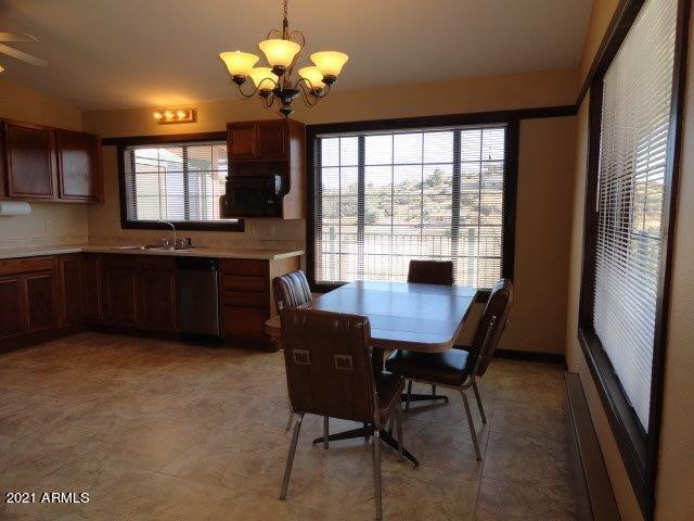 18328 Henry Coe Road Peeples Valley, AZ 86332 - Photo 5 of 27 Dining Area