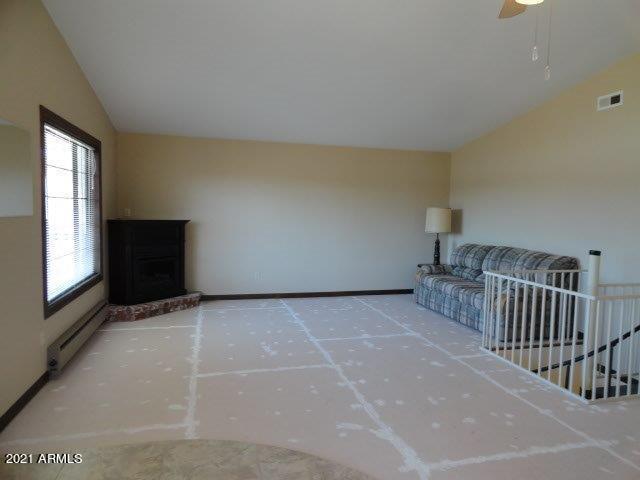18328 Henry Coe Road Peeples Valley, AZ 86332 - Photo 7 of 27 Living Room
