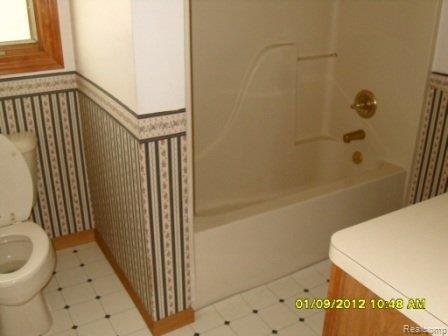 37530 Logg Road Richmond, MI 48062 - Photo 7 of 18 bath 1 lower level.JPG