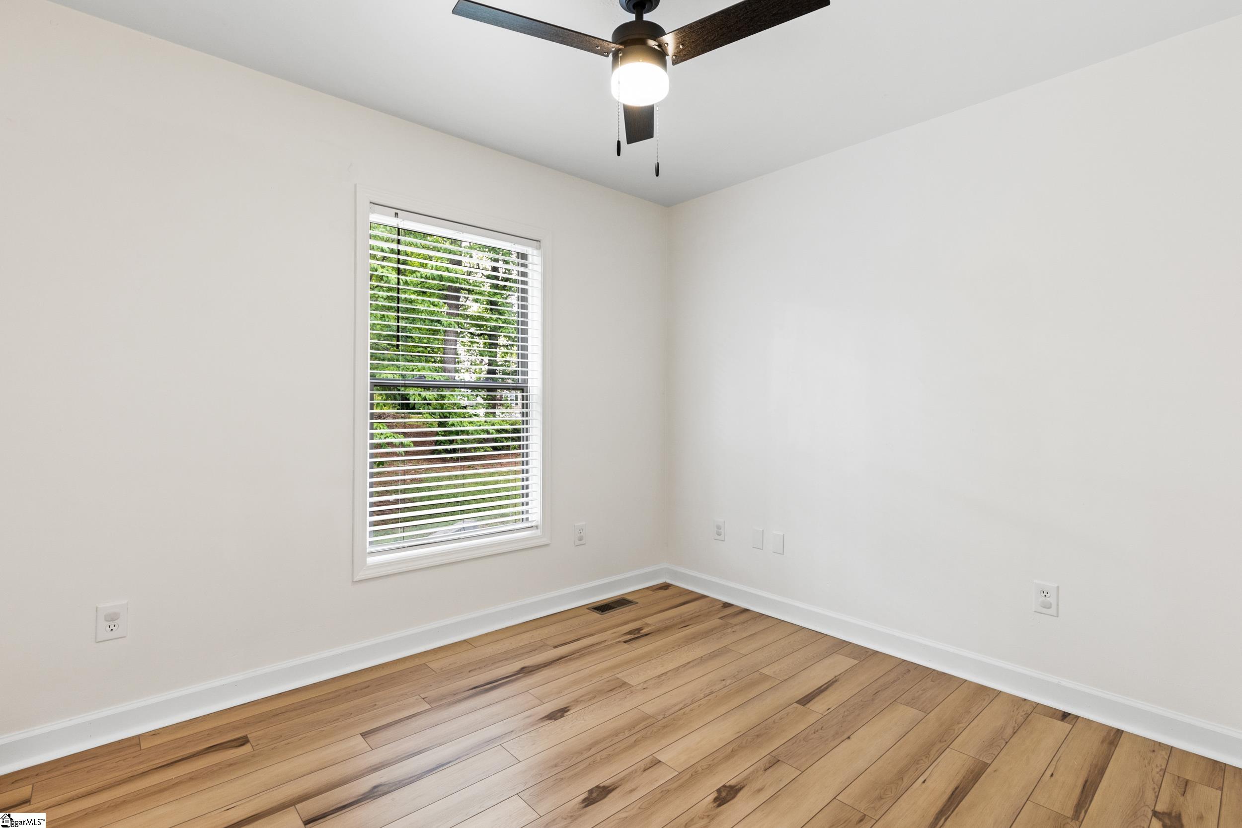 421 Wood Road Taylors, SC 29687 - Photo 16 of 30