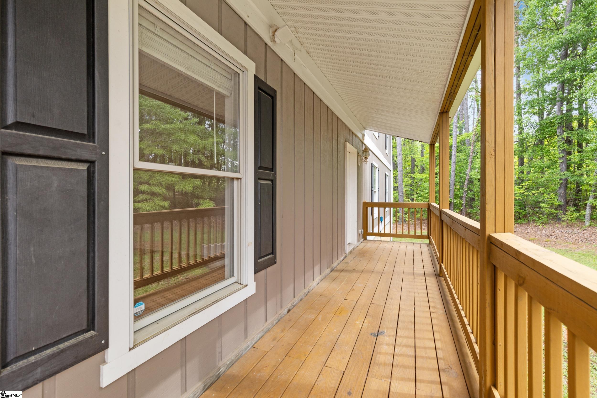 421 Wood Road Taylors, SC 29687 - Photo 5 of 30