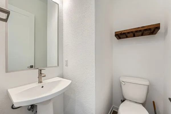$874,900 | 3213 Zach Scott Street, Austin, TX 78723
