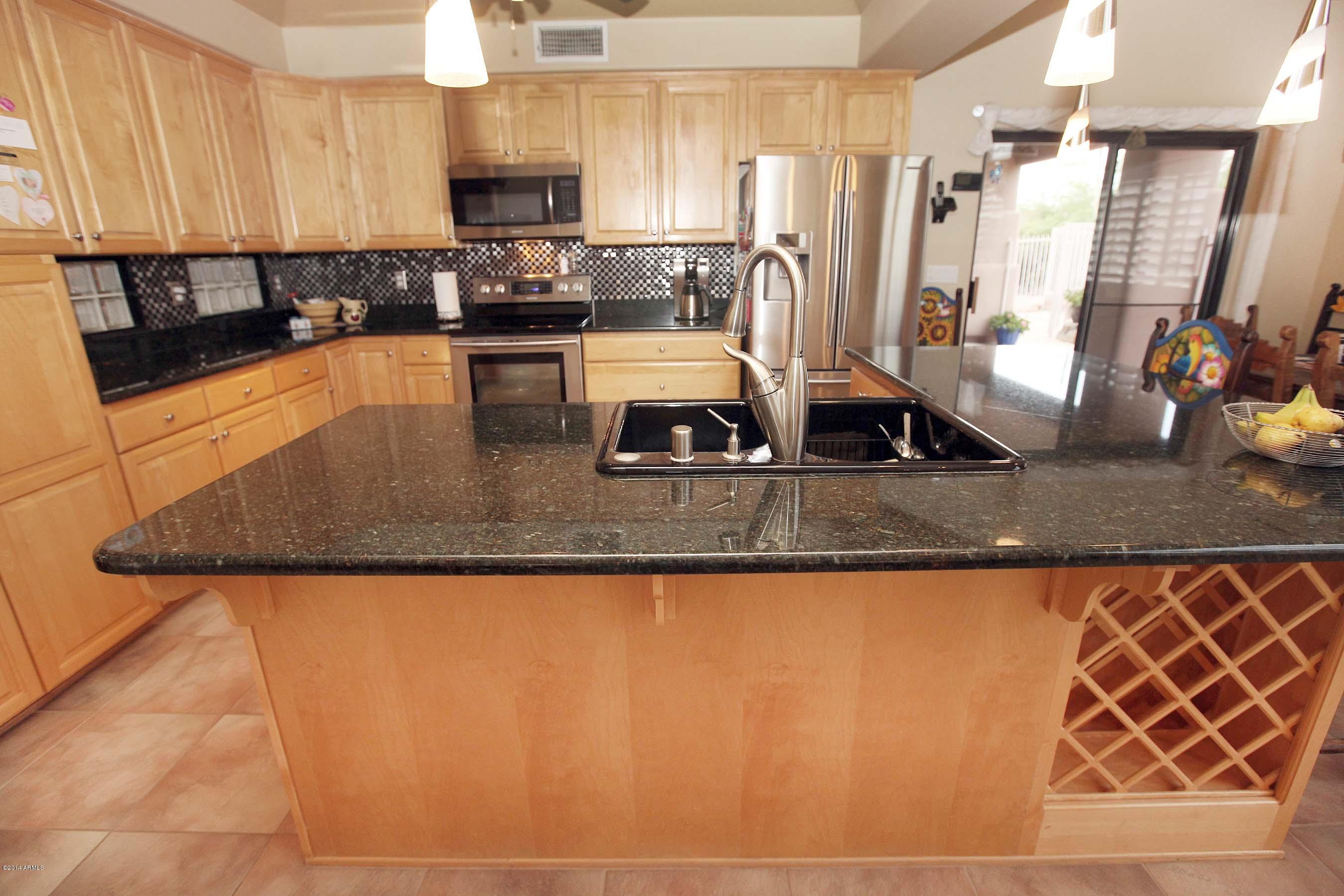 2451 North Buckskin Road Apache Junction, AZ 85119 - Photo 28 of 62 2451 Buckskin -40
