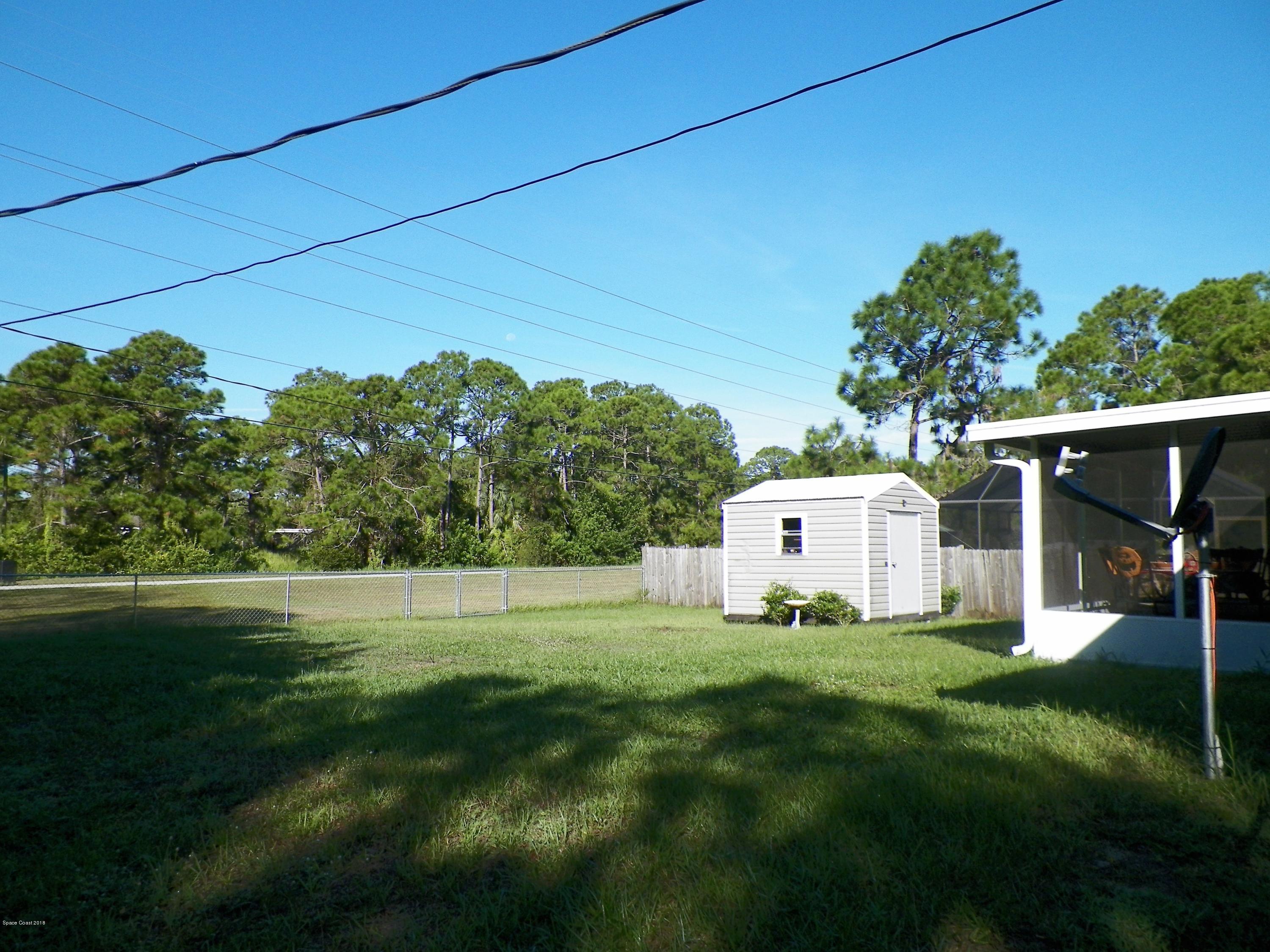 246 Sarah Road Southwest Palm Bay, FL 32908 - Photo 14 of 19 104_0212