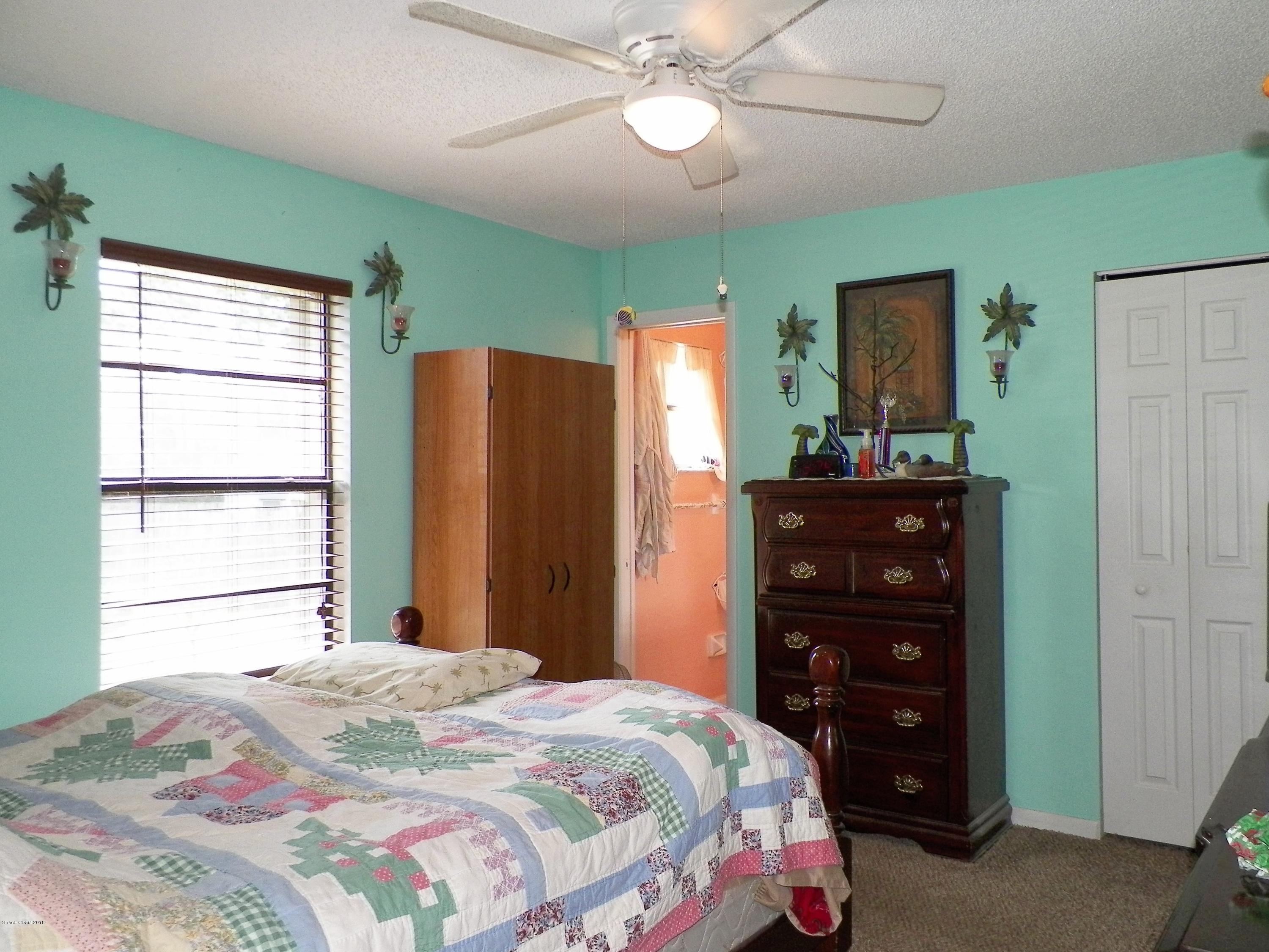 246 Sarah Road Southwest Palm Bay, FL 32908 - Photo 7 of 19 104_0256