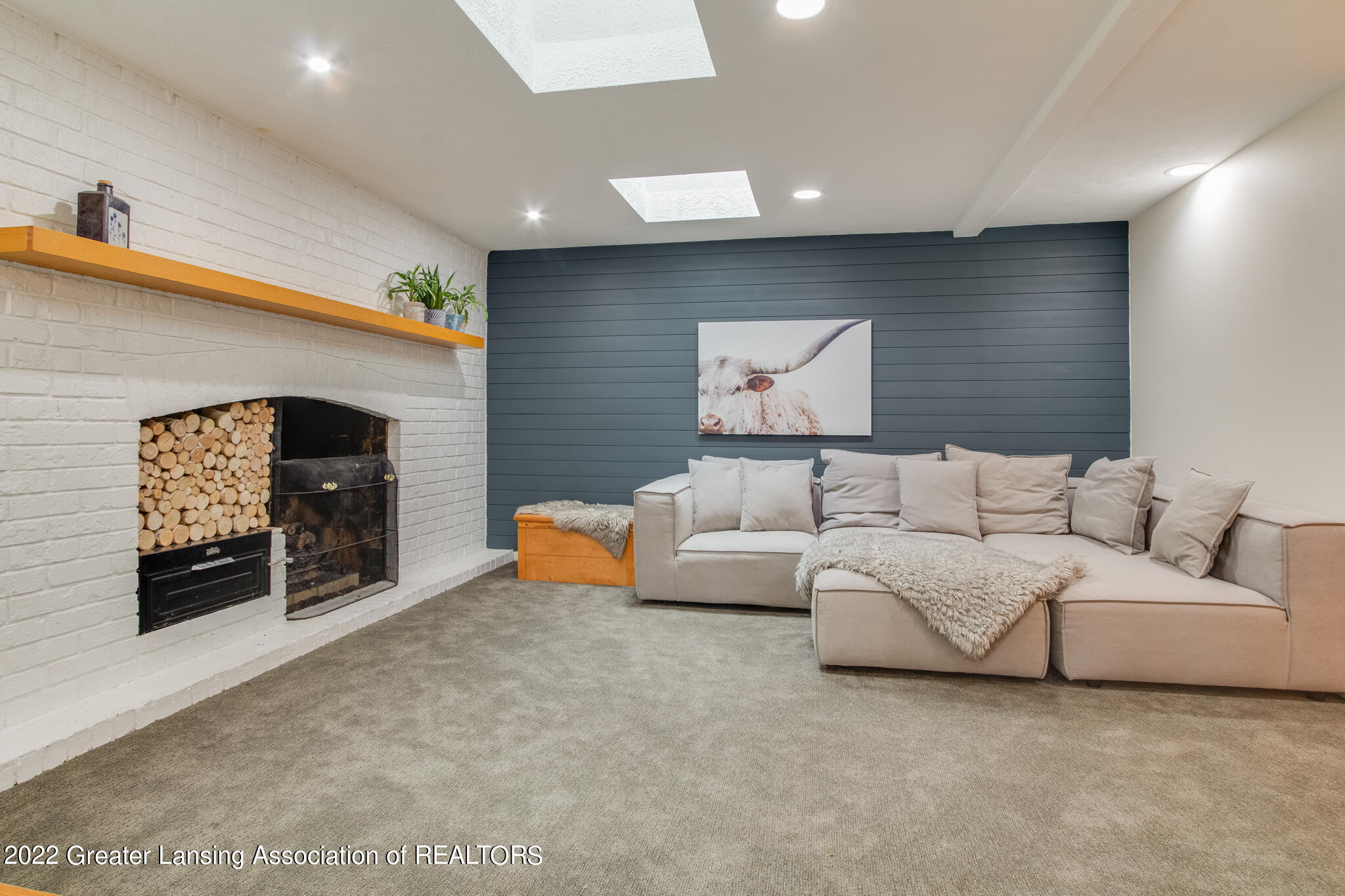 1720 Foxcroft Road East Lansing, MI 48823 - Photo 26 of 53 Family Room